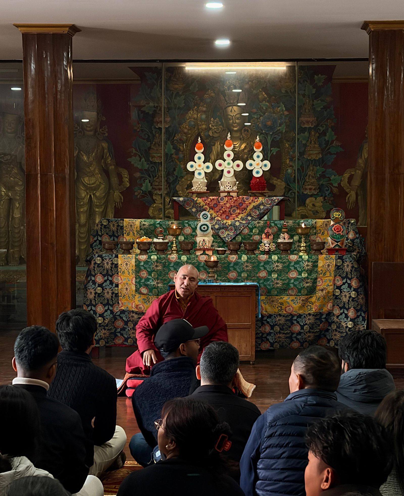Dzongsar Khyentse Rinpoche teaching in the Licchavi House shrine room